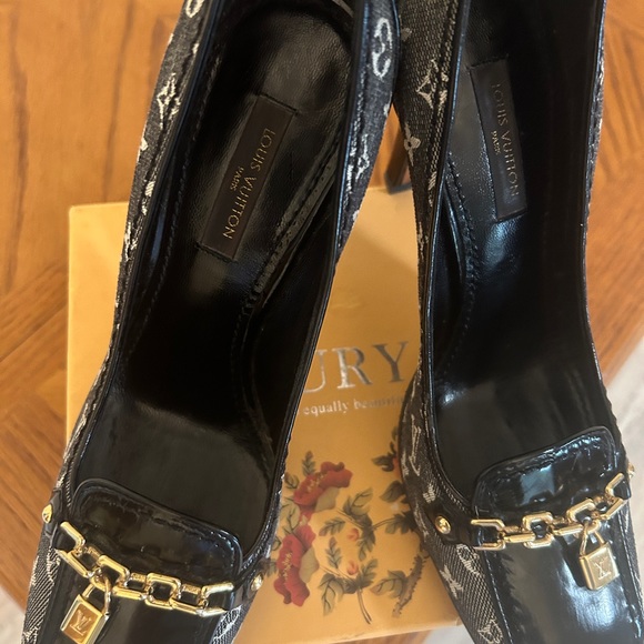 LOUIS VUITTON VINTAGE AUTHENTIC Size 6 36, MONOGRAM BLACK  RESOLED - Picture 9 of 12